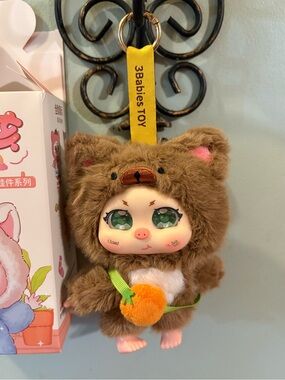 Hami Plush Keychain Box - Pink & Peach Cute Character